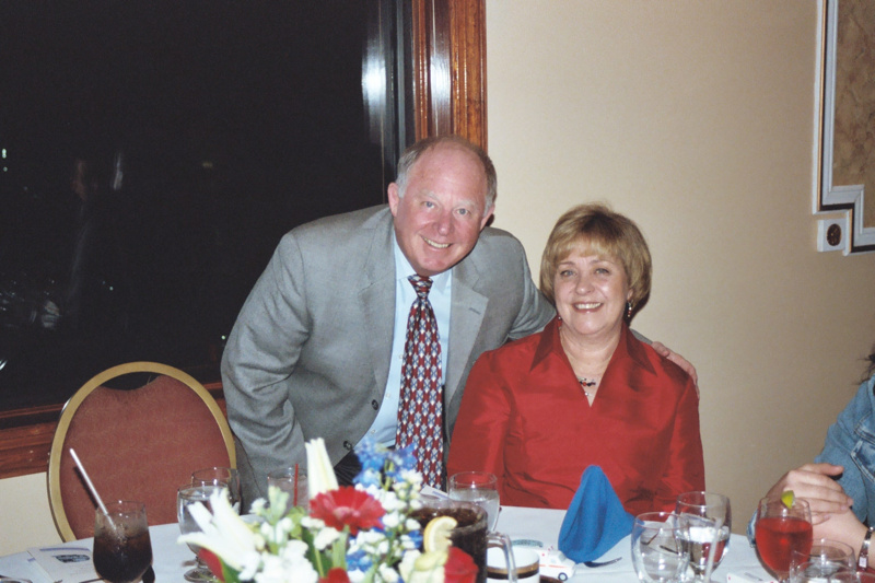 2006_captain_dinner/images_large/013_10a.jpg