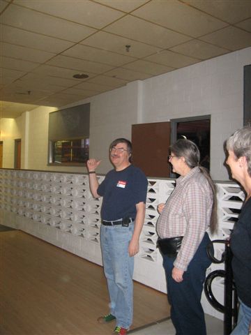 2008-Jan_bowling/images_large/2008-1-29_14_Kirk_Bonnie_Schmitt_Julie_Aberger.jpg