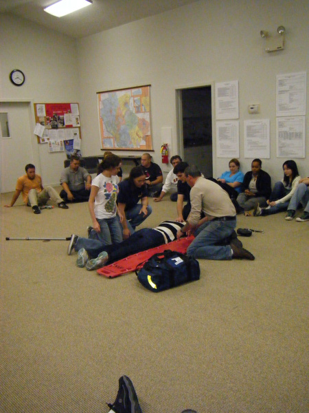 2008_fall_emt_class/images_large/2008_0503julytosept20080175.jpg