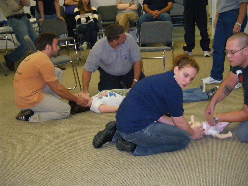 2008_fall_emt_class/images_large/2008_0503julytosept20080185.jpg