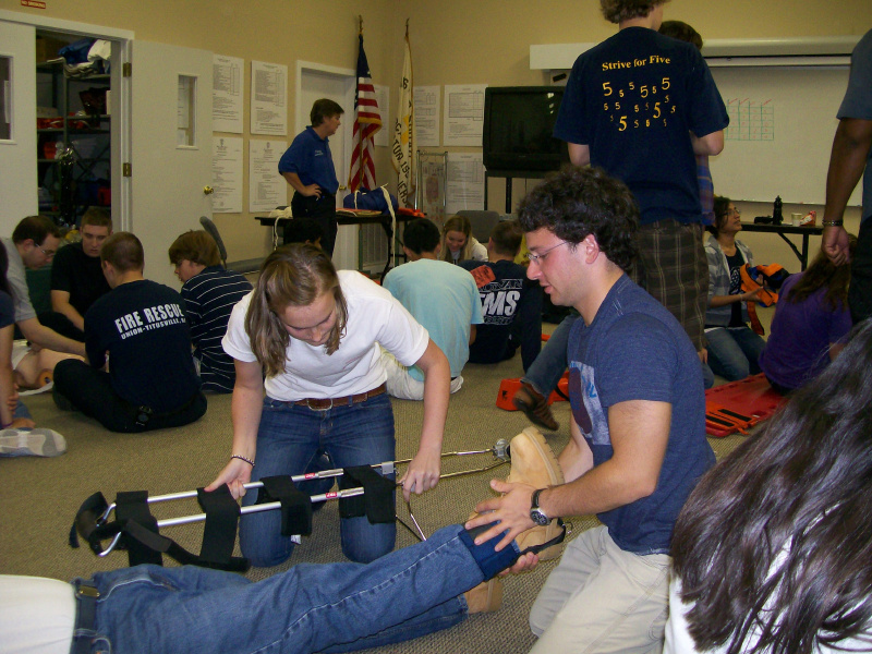 2009_7_emtclass/images_large/100_1374.jpg