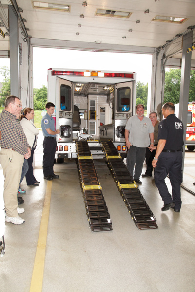 2011-6-14_bariatric_drill/images_large/2011-06-14_bariatric_07.jpg