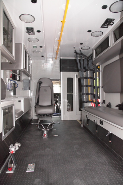 2014_ambulance/images_large/2014-04-23_Wheeled_Coach_5.jpg