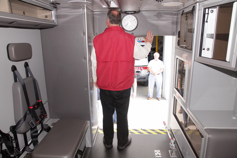 2014_ambulance/images_large/2014-05-30_AEV_9.jpg