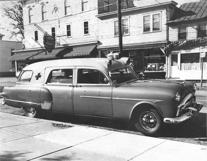 historic_photos/images_large/1961_packard_1.jpg