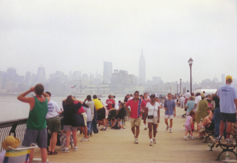 historic_photos/images_large/2000-7-4_Hoboken_2.jpg