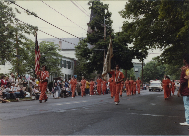 historic_photos/images_large/ca1984_parade_205.jpg