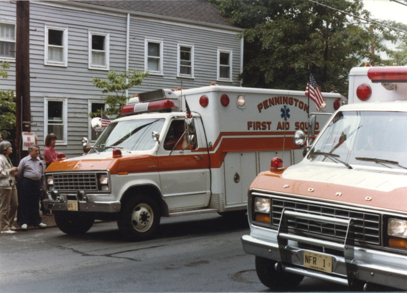historic_photos/images_large/ca1984_parade_210.jpg